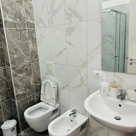 Center Hideaway * Durres